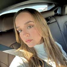 Bibi Juárez (@BibianaJuarez96)