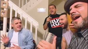 Los grandes grupos musicales jamás olvidamos nuestras influencias., Este  primer concierto de "Los Musicosos" fue marcado por la melodía de Los  BeeGees y el estilo de Cachicamo con Caspa, pero nuestro ...