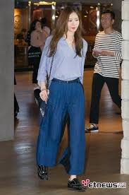 Model 백지원,진아름#streetstyle #womenswear #womensfashion #model #instafashion #outfit. í¬í†  ì§„ì•„ë¦„ í†±ëª¨ë¸ ë‹¤ìš´ ìº£ì›Œí¬ ìž…ìž¥ ì „ìžì‹ ë¬¸