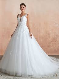 Dieses brautkleid ist gemacht, um deinen märchenprinzen zu heiraten. Prinzessin Brautkleid Lang Weiss Tull Spitze Rucken Transparent Mit Schleppe