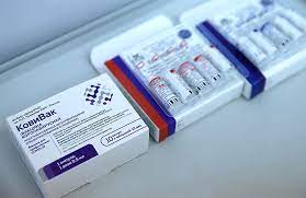 Массовая вакцинация от коронавируса в россии осуществляется препаратом спутник v. Kovivak Nachali Postavlyat V Regiony V Chem Preimushestva Etoj Vakciny