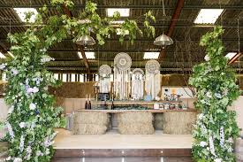 Search by location, color, theme and more. Floral Arches To Add Wow Factor To Your Wedding Confetti