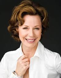 25 Interior Designer