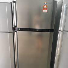 Saya kongsikan tips tips untuk beli peti sejuk yang berkualiti dan bernilai. Sharp 2door Fridge Refrigerator Peti Ais Sejuk Shopee Malaysia