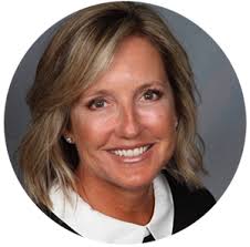 Shannon Hawkins's Instagram, Twitter & Facebook