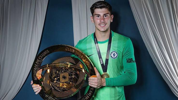 Chelsea news: Mike Penders joins Strasbourg on loan - BBC Sport
