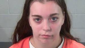 Amanda Wolfgram's Instagram, Twitter & Facebook