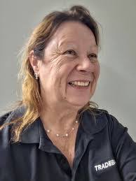 Alisha Gilbertson's Instagram, Twitter & Facebook