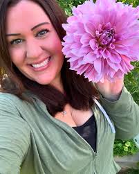 Dahlia contest winner announced