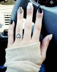 Ring Finger Heart Tattoo Ring Finger Tattoos Finger Tattoos Heart Tattoo On Finger