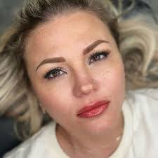 Jackie Fike's Instagram, Twitter & Facebook