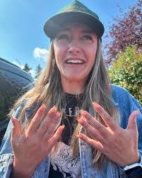 Cassie Matlock's Instagram, Twitter & Facebook