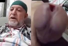 Pakistani Daddy Showing Dick - 1 - ThisVid.com