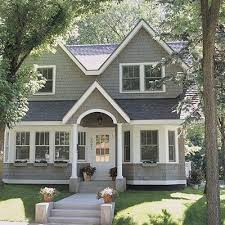 One And A Half Story Home Design House Styles Cottage Style Homes Exterior House Colors