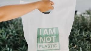 Walaupun kamu seringkali menjadi tempat pembuangan sampah dan barang kotor lainnya, kamu. Selamatkan Bumi Yuk Bijak Menggunakan Plastik