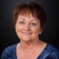 Debbie Cutlip's Instagram, Twitter & Facebook