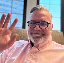 On this memorial holiday, remembering those who gave lives for our freedom,  I pray for our Union and may we all advance to our better selves.