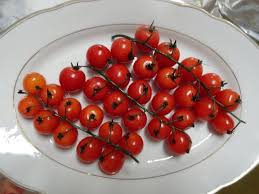 Tweet Pour 4 Personnes Cuisson 50 Min Env Les Interets D Une Garniture A Realiser En Meme Temps Qu Une Cuisson A Basse Temper Tomates Cerises Tomates Cerise