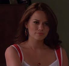 Kodwake Thelma's body and the clothes she wears 🔥