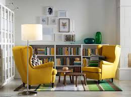 Hardal Sarisi Koltuga Uygun Hali Modeli Icin 14 Tavsiye Dekordiyon Minimalist Oturma Odalari Oturma Odasi Tasarimlari Ikea Oturma Odasi