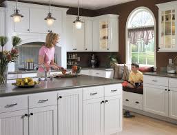 kitchen cabinets  homecrest