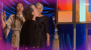 Yuh jung youn s wonderful speech for winning supporting actress for minari ee bafta film 2021. Oscars Backstage Chloe Zhao Explains Frances Mcdormand S Howl