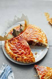 Vegan King Cake Galette Des Rois Full Of Plants Recettegalettedesrois Rich And Buttery French Galette Des Rois In 2020 Galette De Rois Recipe Food Vegan Cooking