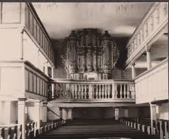 Diese städte werden durch eine eisenbahnlinie verbunden. Orgel Ev Dorfkirche St Petrus Osmunde