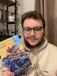 Have you guys read amina yet?...I did also forgot to record an outro  whoopsie #booktok #bookworm #reading #reader #theadventuresofaminaalsirafi  #fantasybooks #bookclub