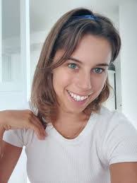 Jada Hawkins's Instagram, Twitter & Facebook