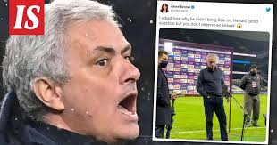 Jose Mourinho tylytti naistoimittajaa