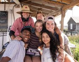 When will season 2 be out? The Cast Of Outer Banks Bts Netflix Filmes E Series Series E Filmes Filmes