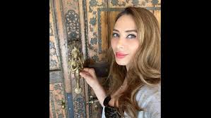 On the other hand, salman khan is waiting for the release of his upcoming film radhe: Iulia Vantur On Marrying Salman Khan Iulia Vantur Parents Ask About Her Wedding With Salman Khan Filmibeat