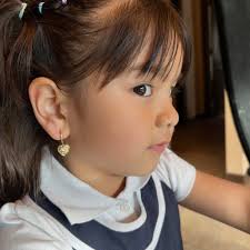 I am looking for a food truck to service about 400 people at a neighborhood  event this summer