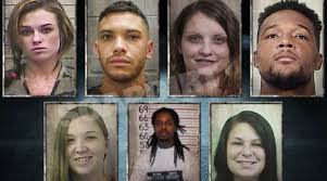 Locked down is a 2021 american romantic comedy heist film directed by doug liman and written by steven knight. Love After Lockup Meet The Couples On All New Season 3 Soap Dirt