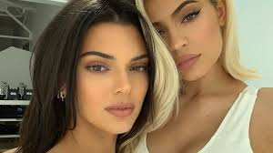 Everyone was on board except for kendall jenner , initially, but kris managed to convince her. Jenner Streit Kendall Und Kylie Beziehen Erstmals Stellung Promiflash De