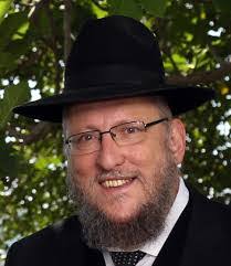 Avraham Shemesh's Instagram, Twitter & Facebook