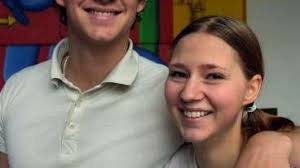 Feta gubbar i Stockholm bestämmer över mitt huvud