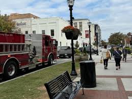 Hall Accountability Court participants, families treate...