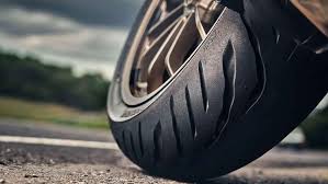 Enter your vehicle details and driving preferences to find the best new and replacement tires. Bridgestone T32 Neuer Reifen Fur Tourensportler Motorradonline De