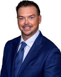 Brent Calder's Instagram, Twitter & Facebook