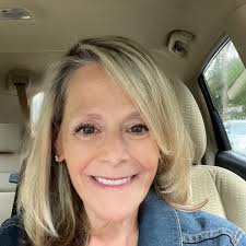 Where can I find the best ricotta-based homemade cannolis in Columbus, Ohio?