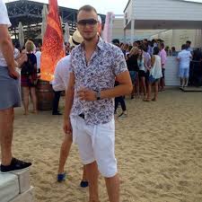 Route 100 runs along the fredericksburg road corridor, from the medical center transit center. Marian Mezdrea A Murit Sub Ochii Lui Radu MazÄƒre Dcnews