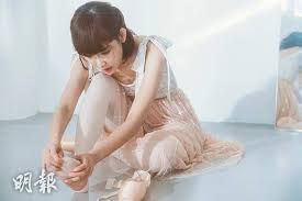 女生一般貪心 遇上他想愛就愛不理原因 哪個又會毫無缺陷 缺陷放大仍吸引 不必. æ‹mvå±•8ç´šèŠ­è•¾èˆžè—è¶™æ…§çŠæ›¾è¢«å†·è¨€å†·èªžæƒ³éŽè½‰è¡Œ æ˜Žå ± Line Today