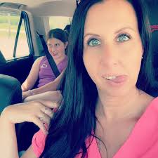 Where to buy organic/biological loose leaf tea? Preferably want to  smell/taste in the shop