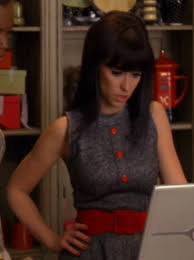 Ghost Whisperer Season 1 Episode 19 Sleeveless Grey Wool Dress With Red Buttons And Red Belt Melinda Gordon Jennifer Love Hewitt Jennifer Love