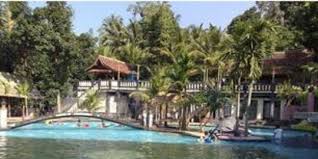 Tapi jogja ngizinin aku lagi buat kudatangi. 10 Tempat Wisata Di Sumedang Destinasi Hits Yang Wajib Dikunjungi Merdeka Com