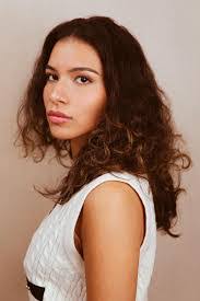 Mai Fox's Instagram, Twitter & Facebook