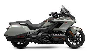 2021 honda® gold wing tour automatic dct gold standard memory making the improved 2021 gold wing lineup the honda gold wing has always been a spectacular touring bike, ever since the first gl1000 back in 1975. 2021 Gold Wing Specifications Honda