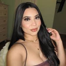 Brittney Pena's Instagram, Twitter & Facebook